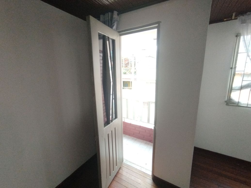 Casa de 4 alcobas en venta en Republica De Canada, Bogotá, 256 m² · foto 9 de 19