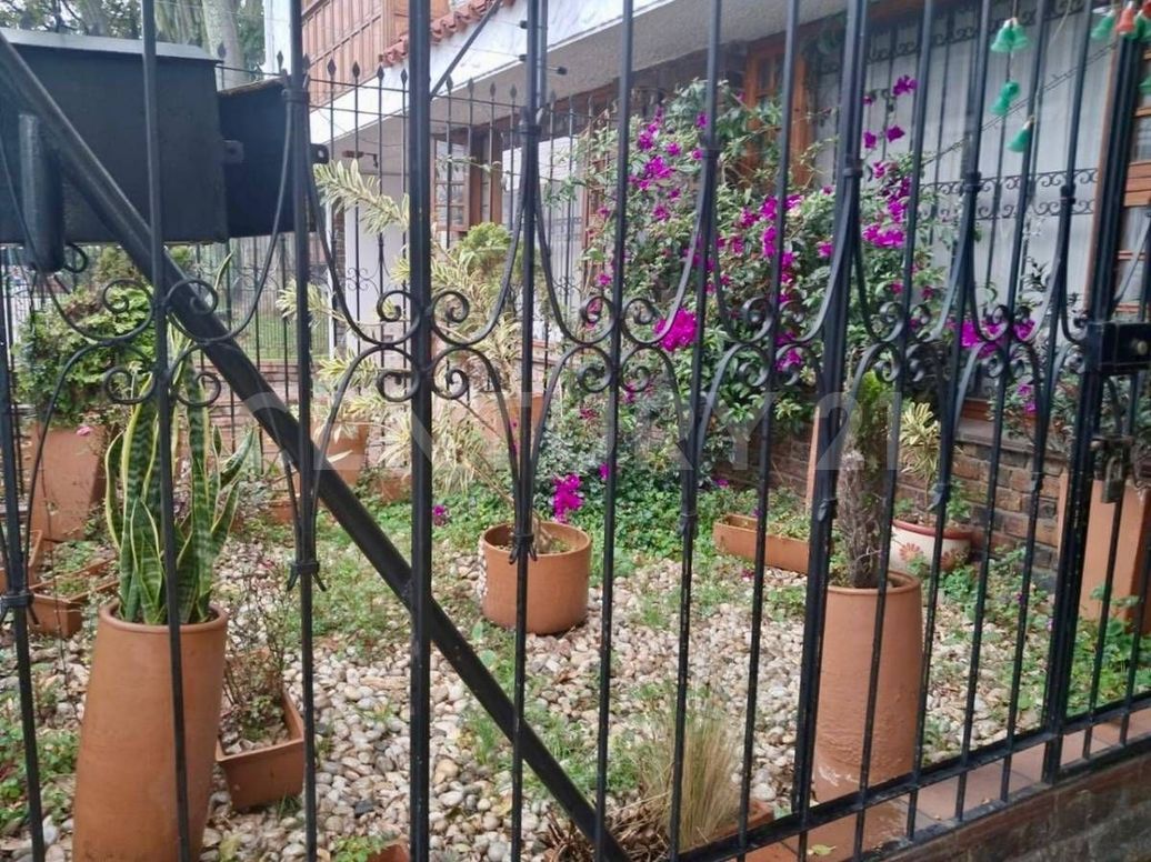 Casa de 4 alcobas en venta en Normandía, Bogotá, 182 m² · foto 7 de 7