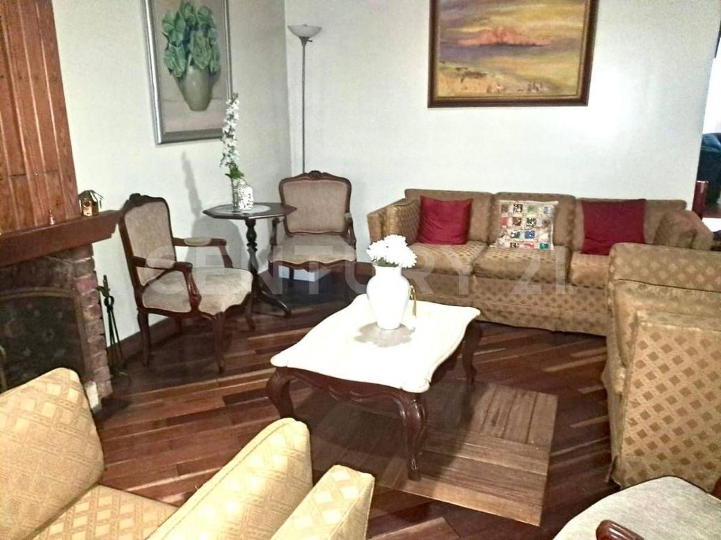 Casa de 4 alcobas en venta en Normandía, Bogotá, 182 m² · foto 4 de 7