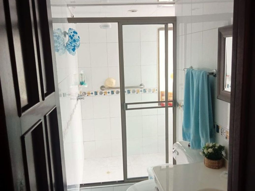 Casa de 3 alcobas en venta en Bella Suiza, Bogotá, 243 m² · foto 14 de 20
