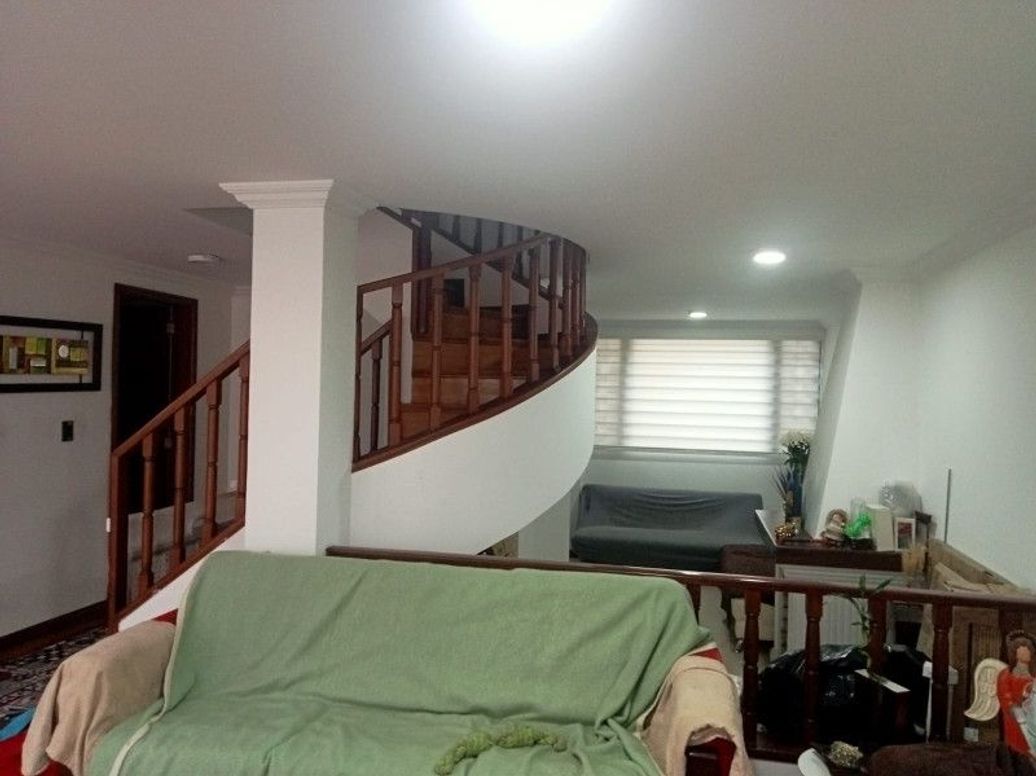 Casa de 3 alcobas en venta en Bella Suiza, Bogotá, 243 m² · foto 20 de 20