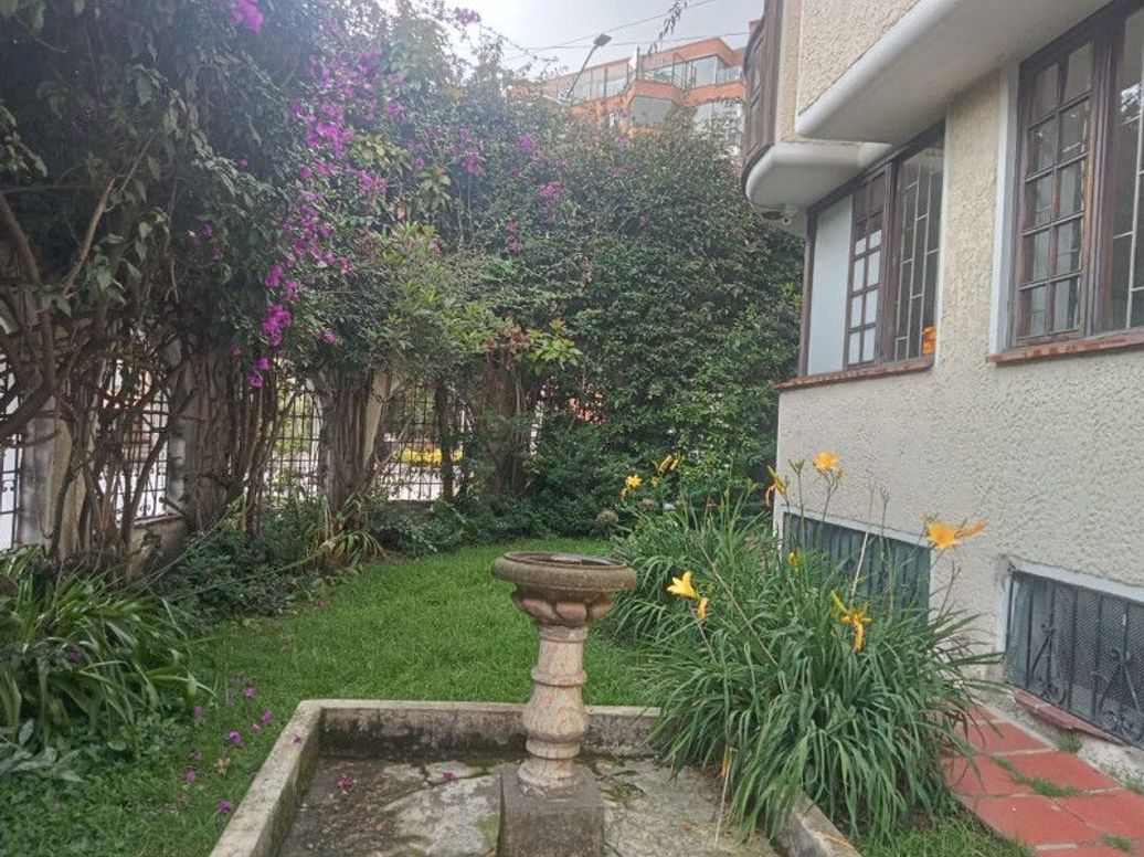 Casa de 3 alcobas en venta en Bella Suiza, Bogotá, 243 m² · foto 6 de 20