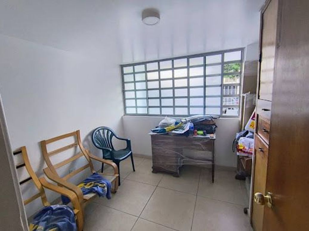 Casa de 5 alcobas en venta en Estoril, Bogotá, 320 m² · foto 5 de 20