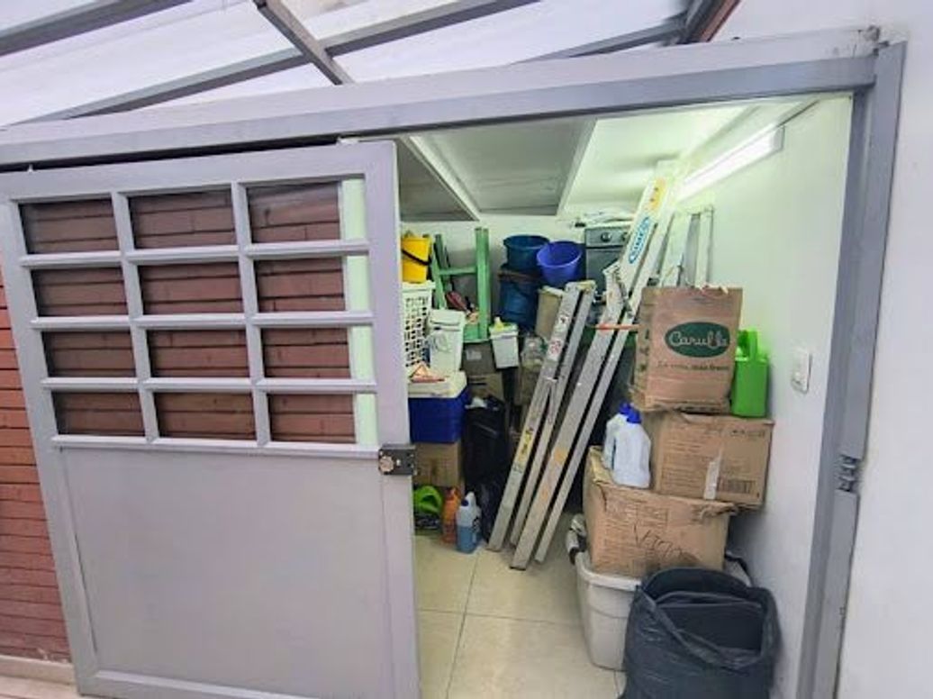 Casa de 5 alcobas en venta en Estoril, Bogotá, 320 m² · foto 12 de 20