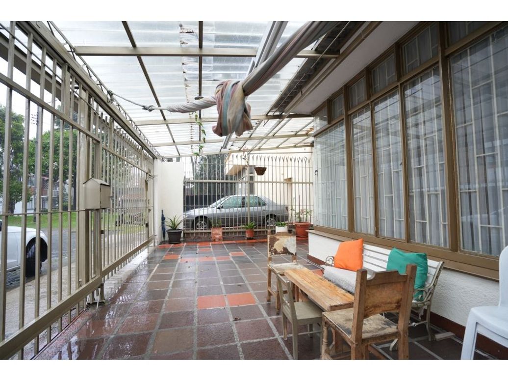 Casa de 4 alcobas en venta en Cedritos, Bogotá, 250 m² · foto 8 de 20