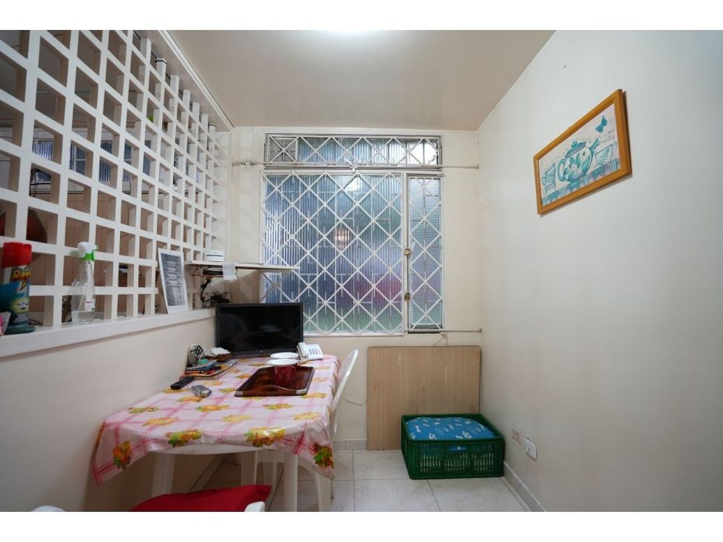 Casa de 4 alcobas en venta en Cedritos, Bogotá, 250 m² · foto 9 de 20