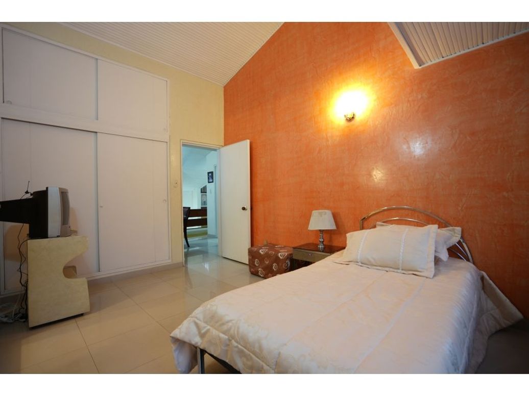 Casa de 4 alcobas en venta en Cedritos, Bogotá, 250 m² · foto 18 de 20