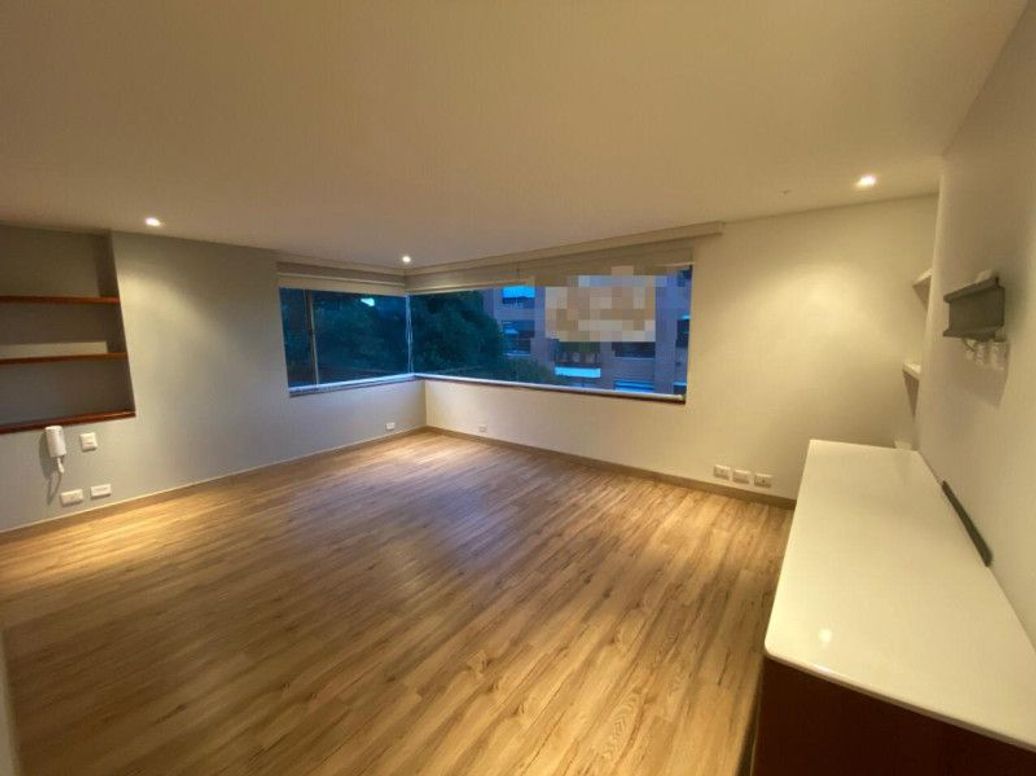 Apartamento de 4 alcobas en venta en La Cabrera, Bogotá, 256 m² · foto 5 de 19