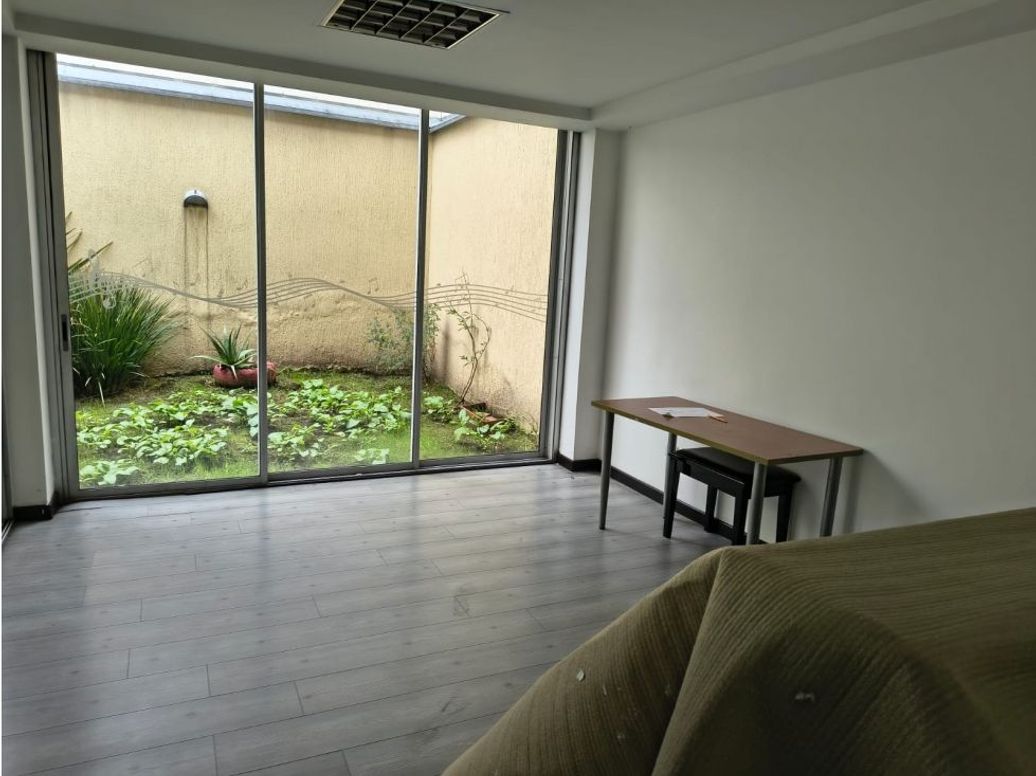 Casa de 9 alcobas en venta en San Luis, Bogotá, 439 m² · foto 6 de 15