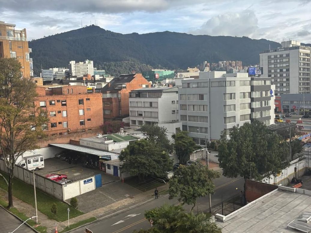 Apartamento de 2 alcobas en venta en Santa Bibiana, Bogotá, 97 m² · foto 17 de 18
