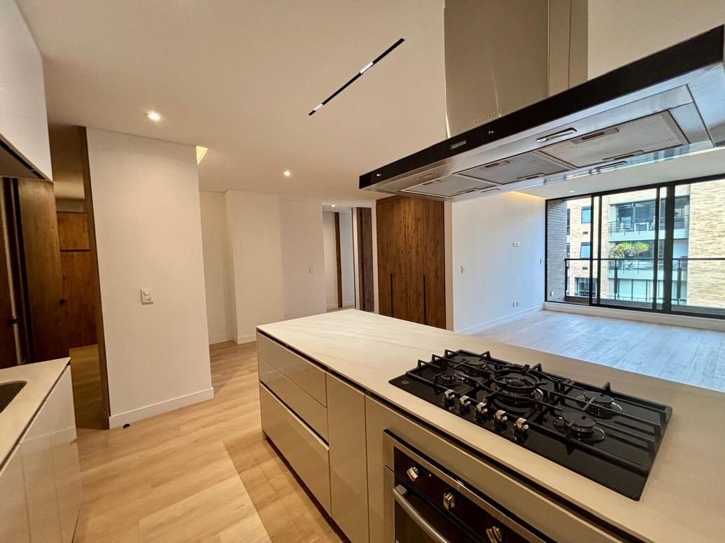 Apartamento de 2 alcobas en venta en Santa Bibiana, Bogotá, 95 m² · foto 2 de 20