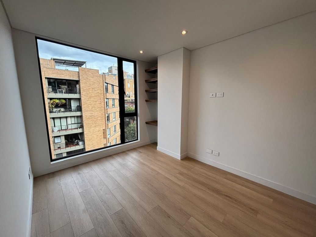 Apartamento de 2 alcobas en venta en Santa Bibiana, Bogotá, 95 m² · foto 3 de 20