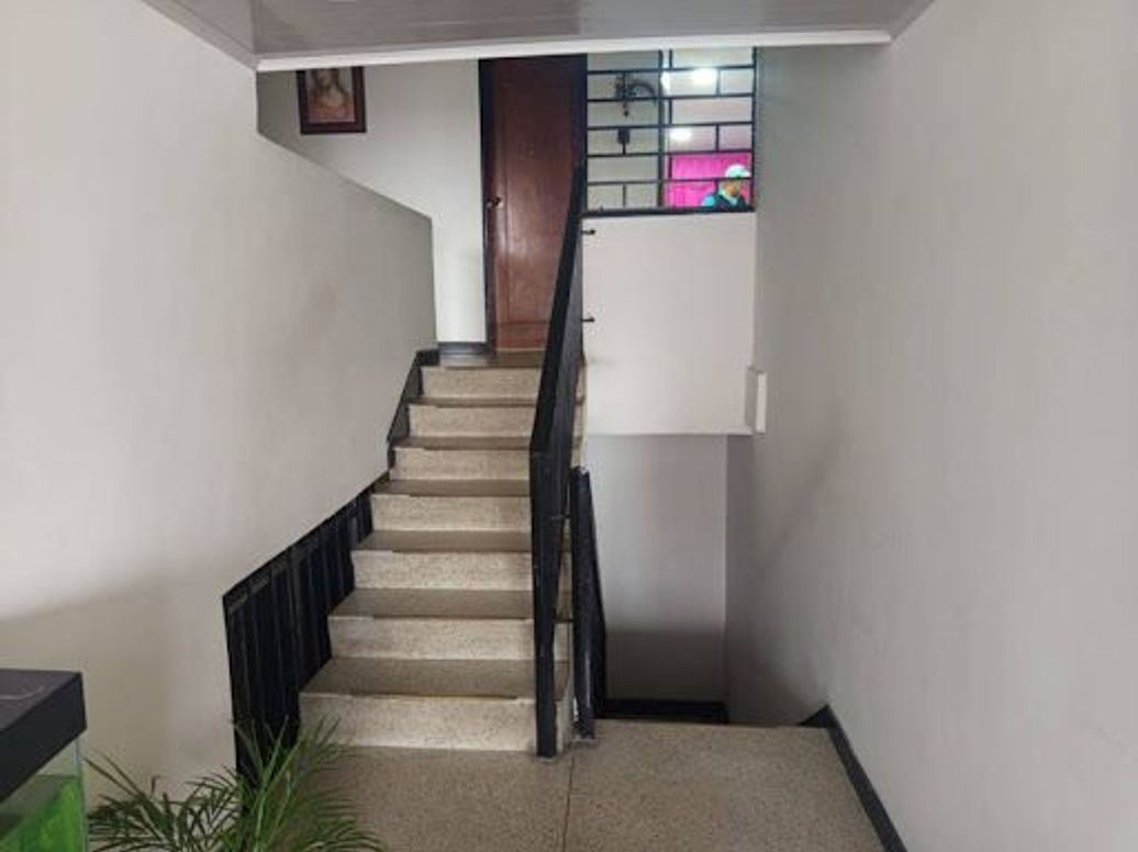 Apartamento de 2 alcobas en venta en La Estanzuela, Bogotá, 129 m² · foto 4 de 20