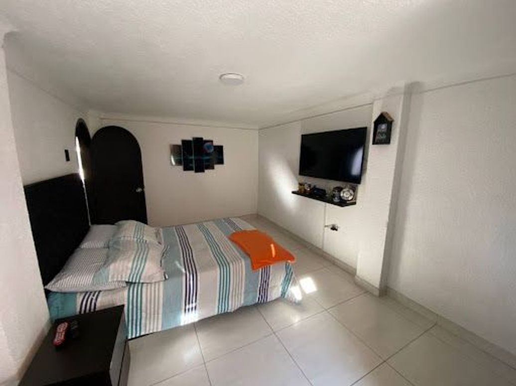 Casa de 6 alcobas en venta en Villa Mayor Oriental, Bogotá, 120 m² · foto 5 de 20