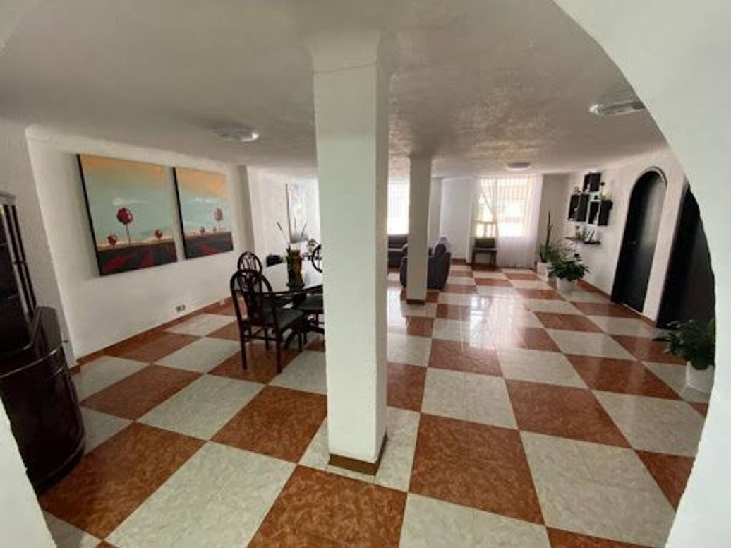 Casa de 6 alcobas en venta en Villa Mayor Oriental, Bogotá, 120 m² · foto 6 de 20
