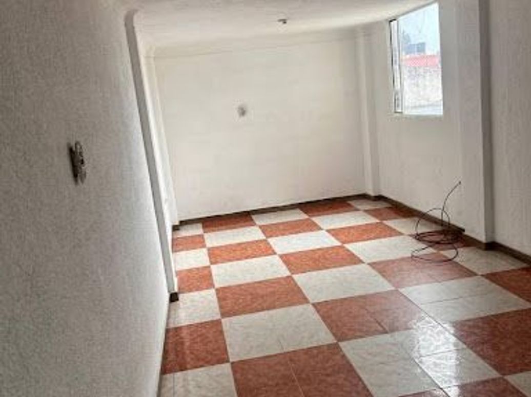 Casa de 6 alcobas en venta en Villa Mayor Oriental, Bogotá, 120 m² · foto 11 de 20