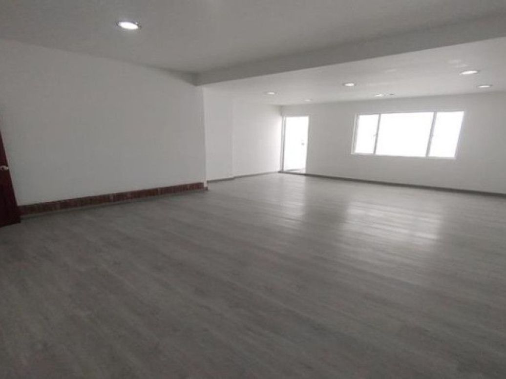 Casa de 5 alcobas en venta en Chico Norte Et. Ii, Bogotá, 215 m² · foto 9 de 20