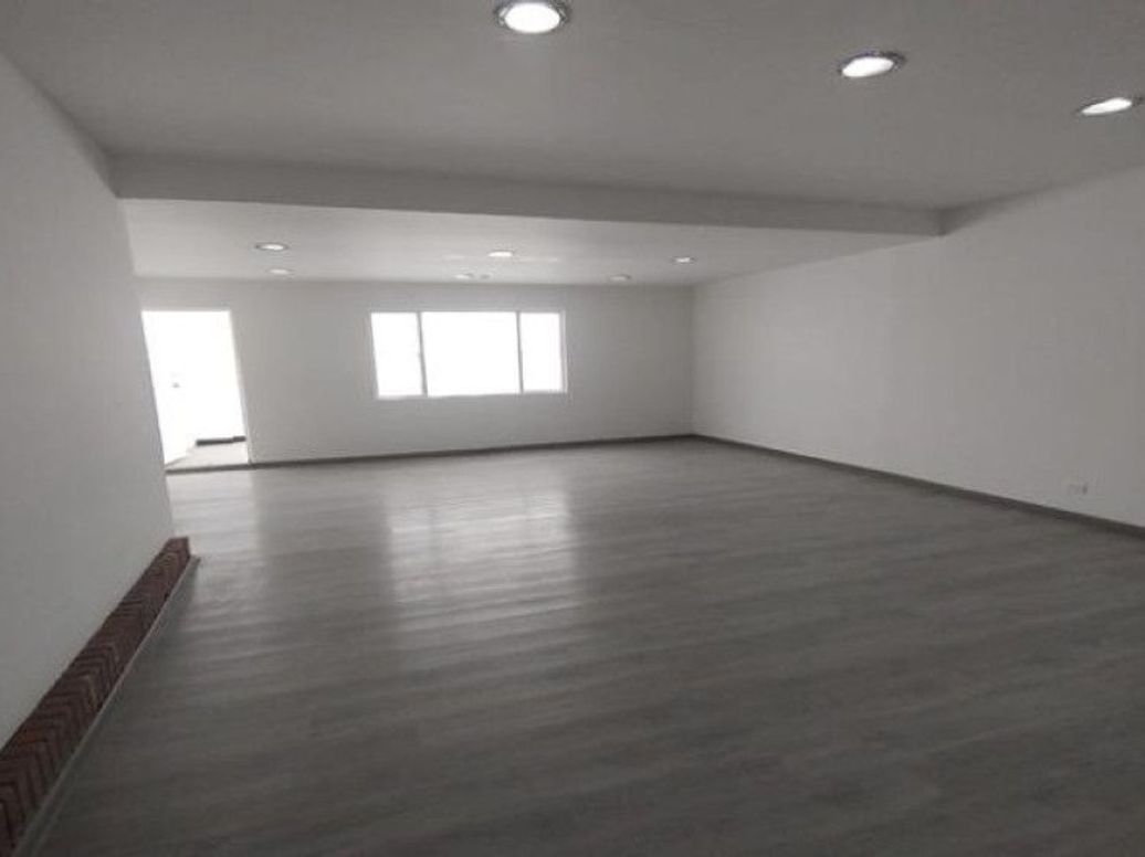 Casa de 5 alcobas en venta en Chico Norte Et. Ii, Bogotá, 215 m² · foto 10 de 20