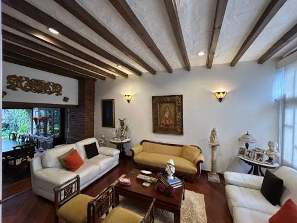 Casa de 5 alcobas en venta en Santa Barbara Central, Bogotá, 273 m² · foto 10 de 20