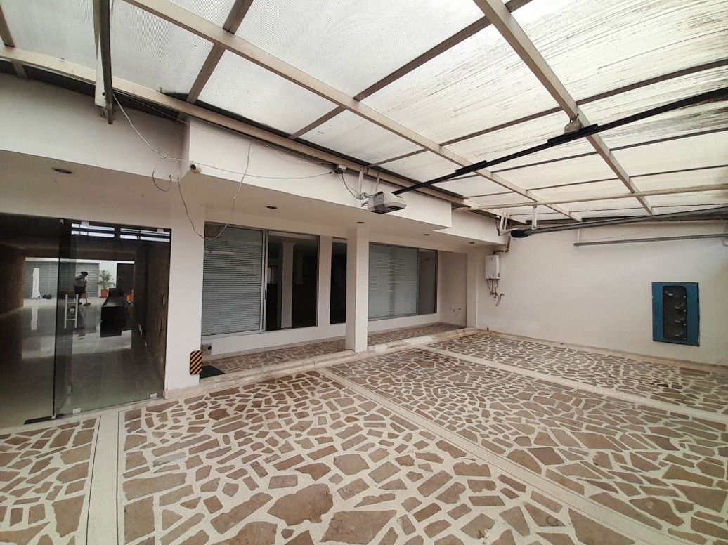 Casa de 5 alcobas en venta en Villa Del Prado, Bogotá, 220 m² · foto 5 de 20