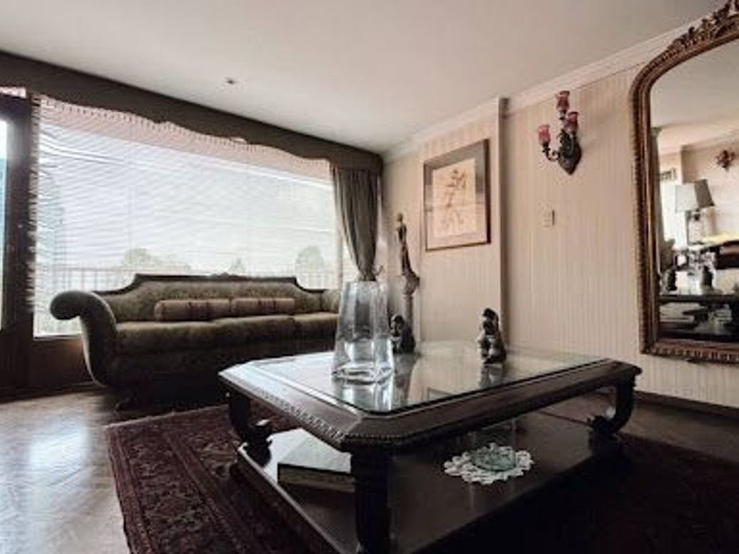 Apartamento de 3 alcobas en venta en Los Rosales, Bogotá, 240 m² · foto 6 de 20