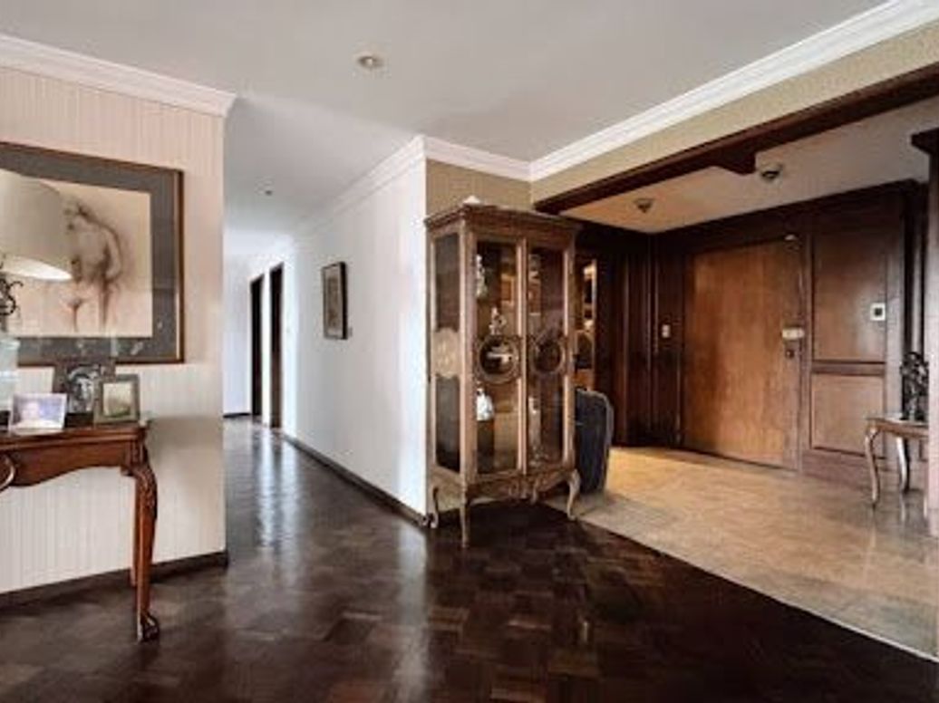 Apartamento de 3 alcobas en venta en Los Rosales, Bogotá, 240 m² · foto 7 de 20