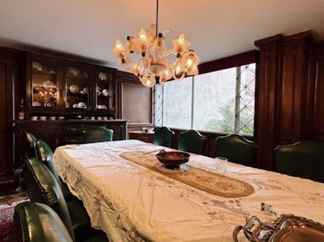 Apartamento de 3 alcobas en venta en Los Rosales, Bogotá, 240 m² · foto 9 de 20