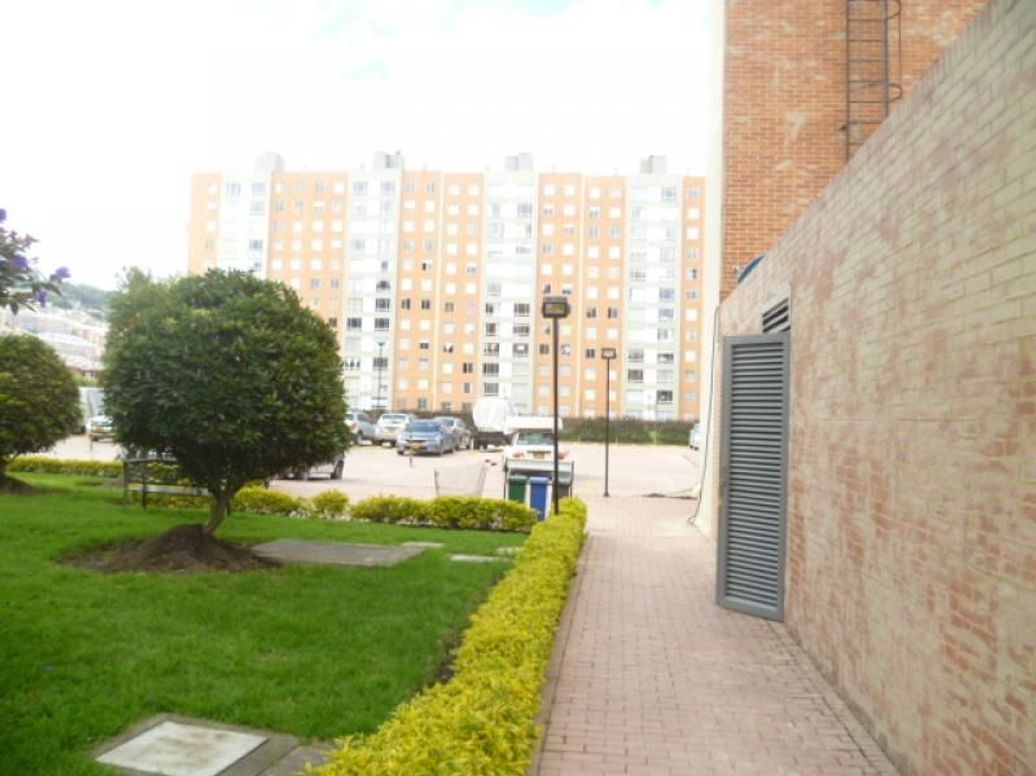 Apartamento de 3 alcobas en venta en Verbenal, Bogotá, 72 m² · foto 5 de 20