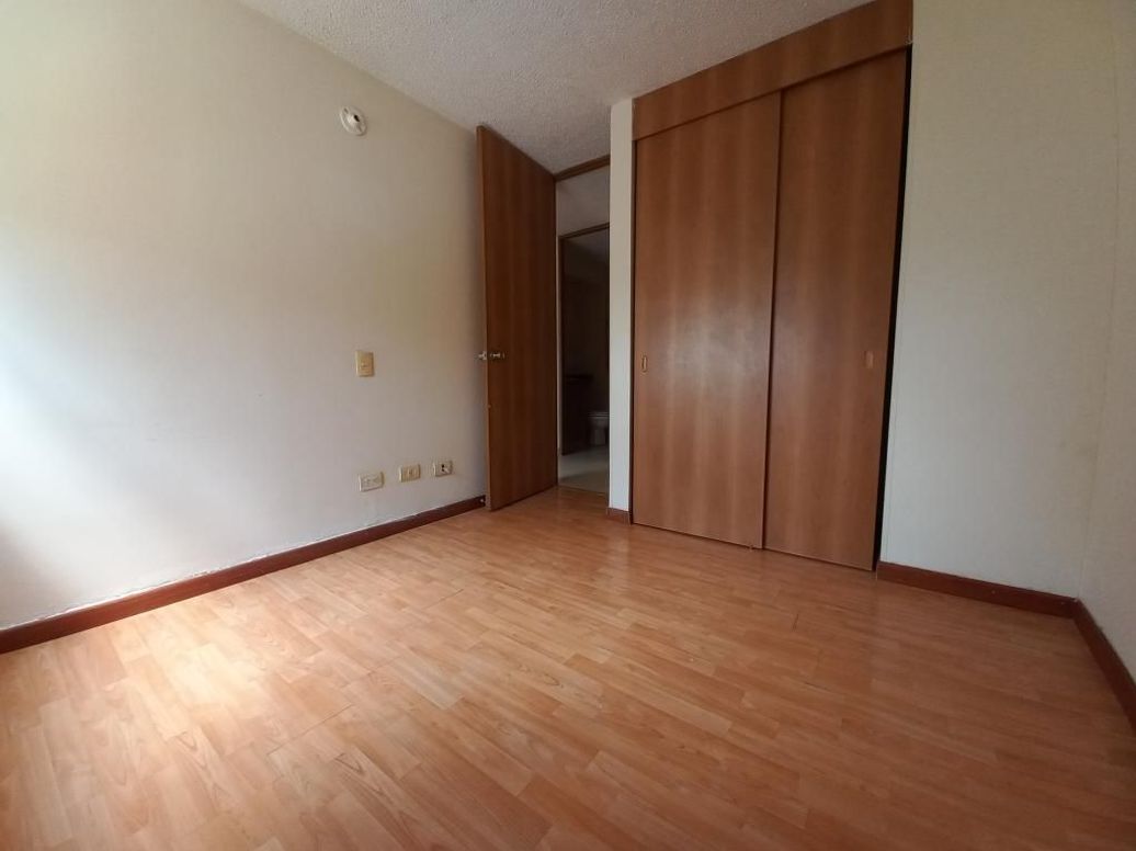 Apartamento de 3 alcobas en venta en Verbenal, Bogotá, 72 m² · foto 17 de 20