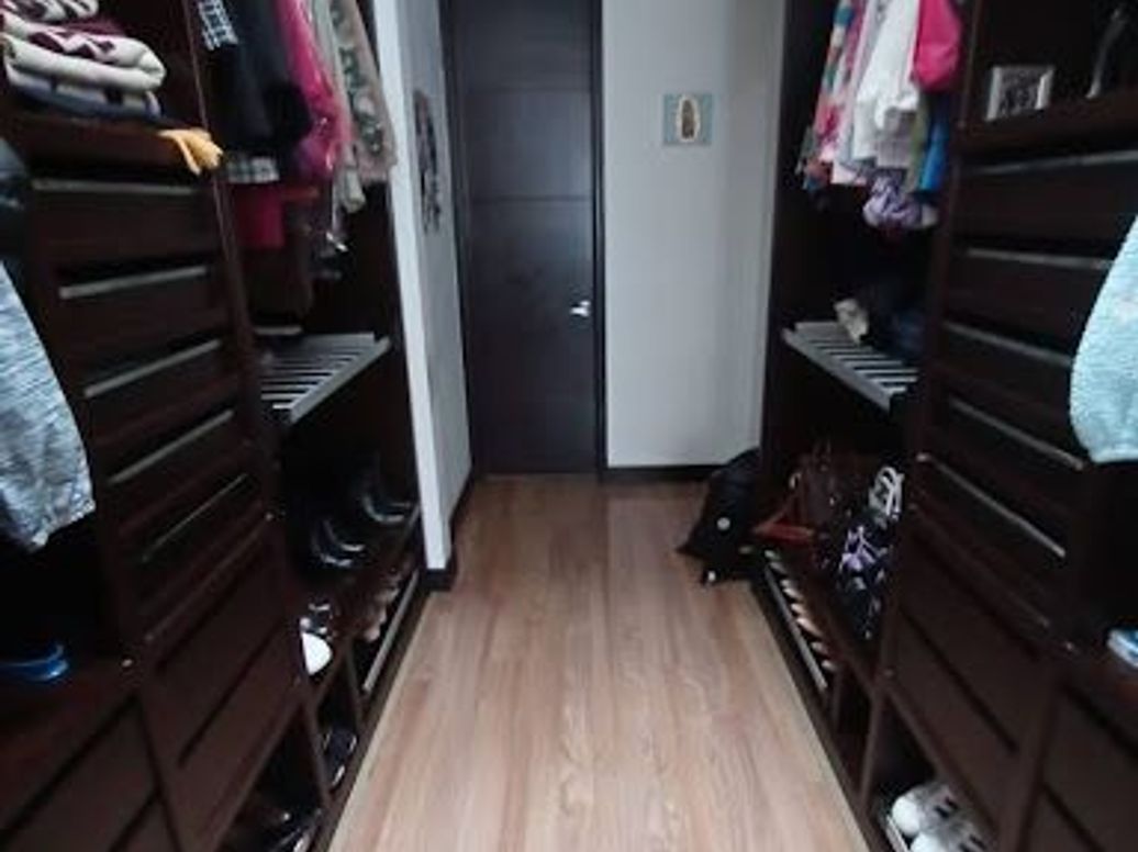 Apartamento de 3 alcobas en venta en La Carolina, Bogotá, 111 m² · foto 12 de 18