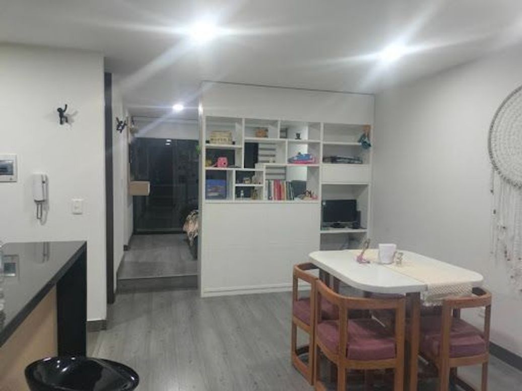 Apartamento de 1 alcoba en venta en Chapinero Central, Bogotá, 46 m² · foto 3 de 15