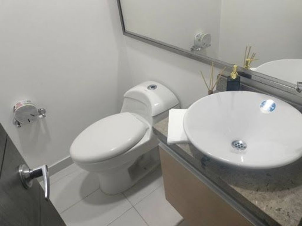Apartamento de 1 alcoba en venta en Chapinero Central, Bogotá, 46 m² · foto 8 de 15