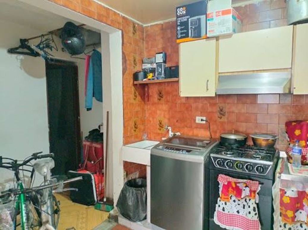 Casa de 6 alcobas en venta en Salitre Et. Ii, Bogotá, 86 m² · foto 4 de 9