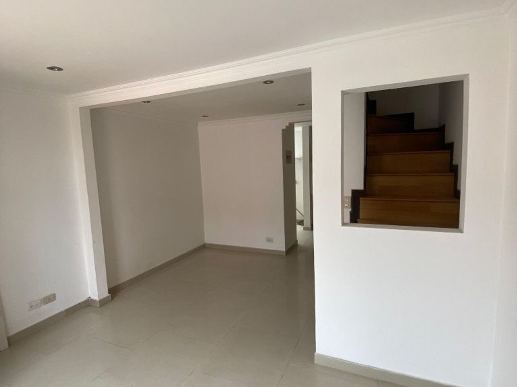 Casa de 3 alcobas en venta en Cantalejo, Bogotá, 72 m² · foto 3 de 20