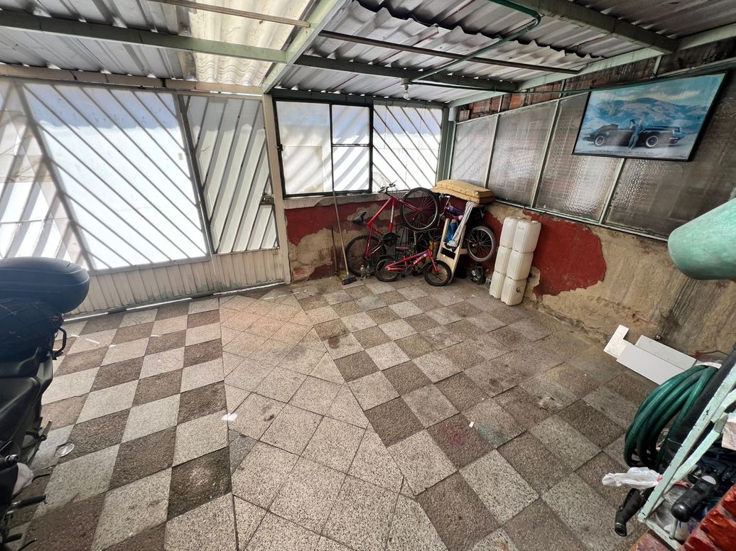 Casa de 6 alcobas en venta en Quiroga Central, Bogotá, 326 m² · foto 4 de 19