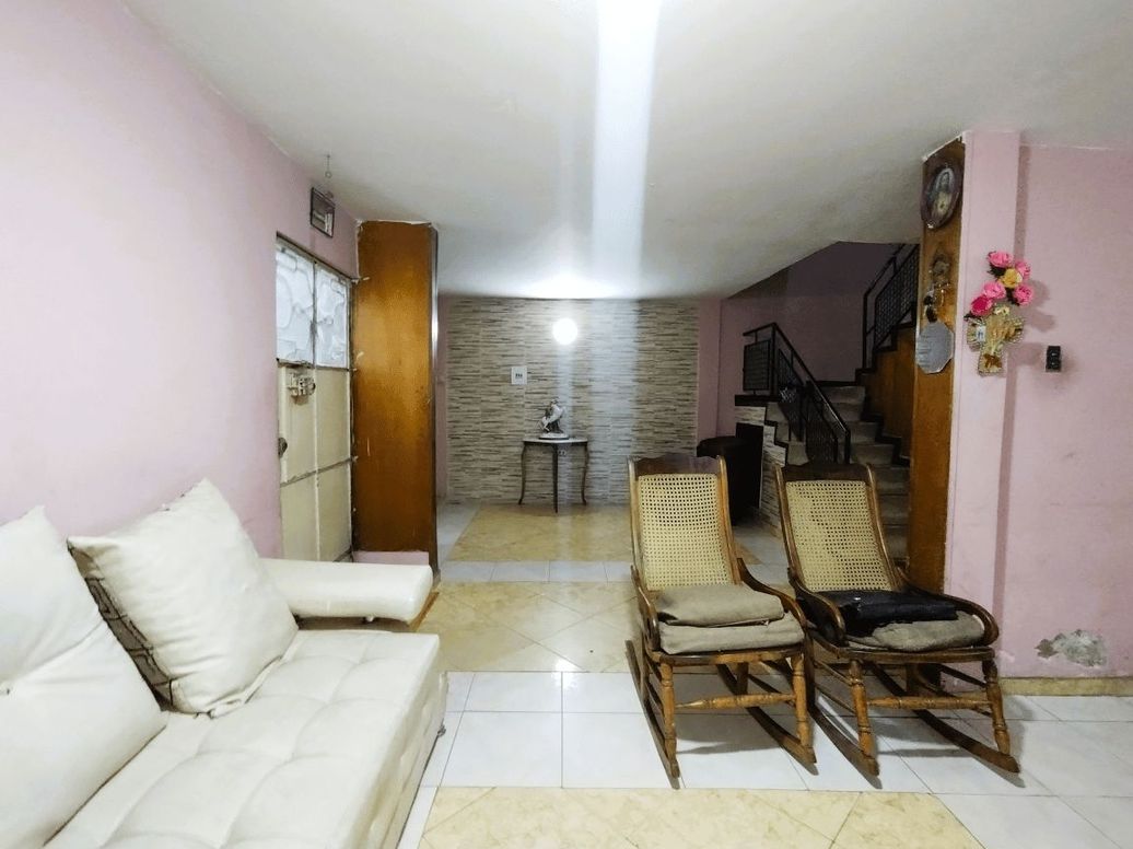 Casa de 6 alcobas en venta en Quiroga Central, Bogotá, 326 m² · foto 8 de 19