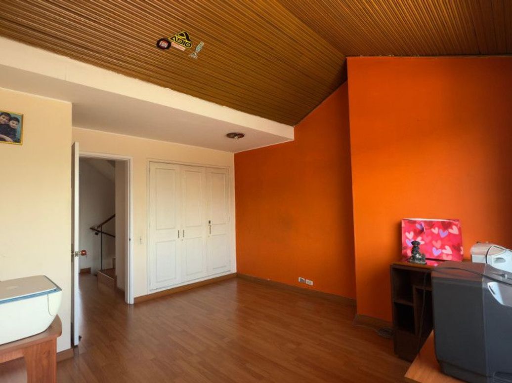 Casa de 3 alcobas en venta en Los Andes, Bogotá, 118 m² · foto 11 de 16