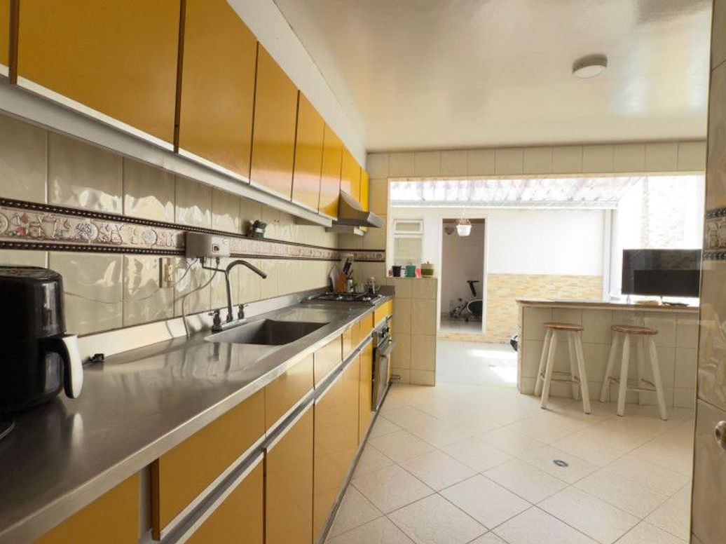 Casa de 3 alcobas en venta en Los Andes, Bogotá, 118 m² · foto 4 de 16