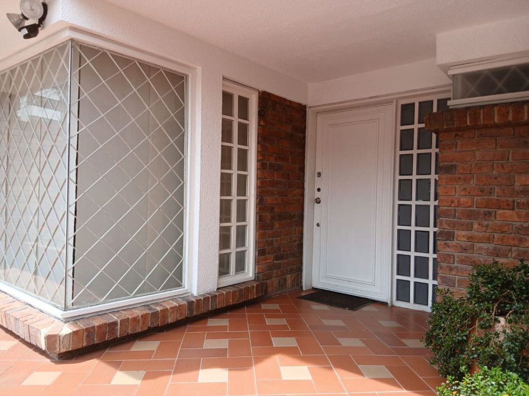 Casa de 3 alcobas en venta en Santa Barbara Central, Bogotá, 322 m² · foto 12 de 12