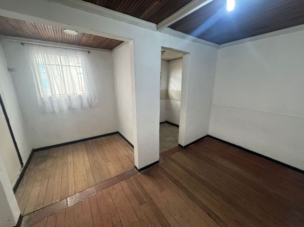 Casa de 5 alcobas en venta en San Cristobal, Bogotá, 203 m² · foto 10 de 16