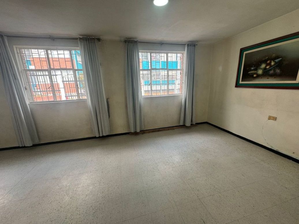 Casa de 5 alcobas en venta en San Cristobal, Bogotá, 203 m² · foto 15 de 16