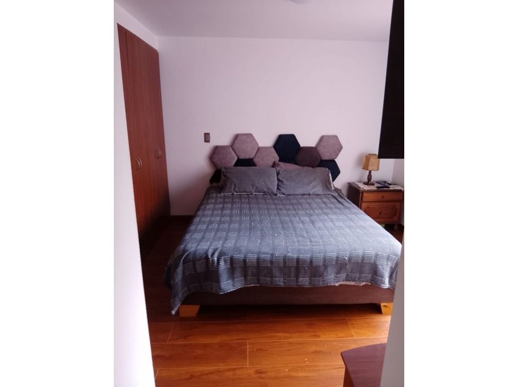 Apartamento de 3 alcobas en venta en Ciudad Salitre Occidental, Bogotá, 60 m² · foto 8 de 12