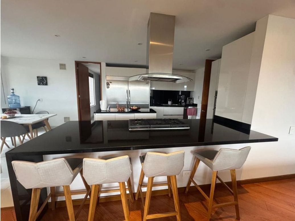 Apartamento de 4 alcobas en venta en Colina Campestre, Bogotá, 280 m² · foto 5 de 16