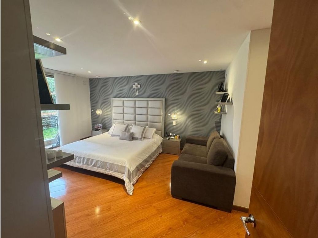 Apartamento de 4 alcobas en venta en Colina Campestre, Bogotá, 280 m² · foto 10 de 16