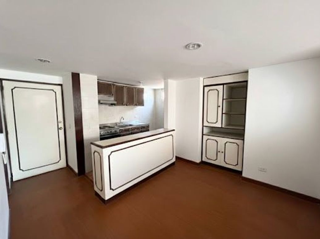 Apartamento de 1 alcoba en venta en Santa Barbara Central, Bogotá, 50 m² · foto 8 de 12