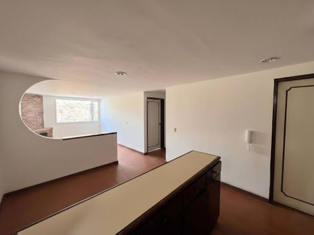 Apartamento de 1 alcoba en venta en Santa Barbara Central, Bogotá, 50 m² · foto 6 de 12