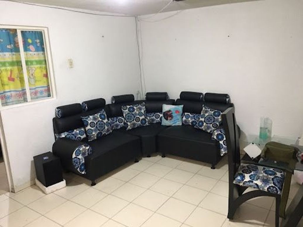 Casa de 8 alcobas en venta en Villa Nueva, Bogotá, 320 m² · foto 4 de 10