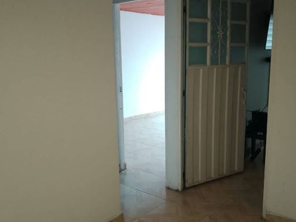 Casa de 4 alcobas en venta en El Refugio Sector Santa Librada, Bogotá, 120 m² · foto 5 de 16