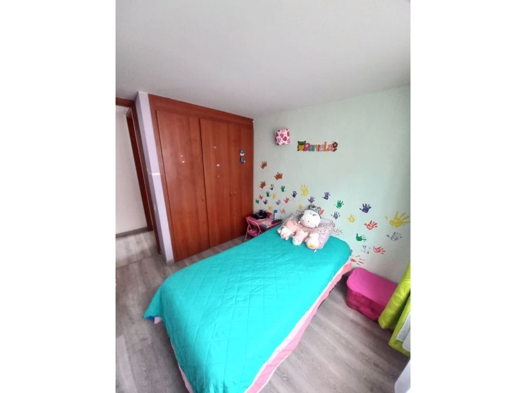 Apartamento de 3 alcobas en venta en Gilmar, Bogotá, 90 m² · foto 9 de 20
