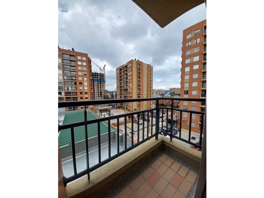 Apartamento de 3 alcobas en venta en Gilmar, Bogotá, 90 m² · foto 13 de 20